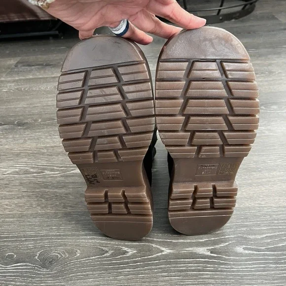 URBAN OUTFITTERS Black Chelsea Faux Leather Combat Platform Chunky Boots 9 40 - Picture 9 of 10